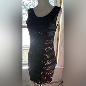 Size med outfit  dress is a M with stretch and coat is size 6